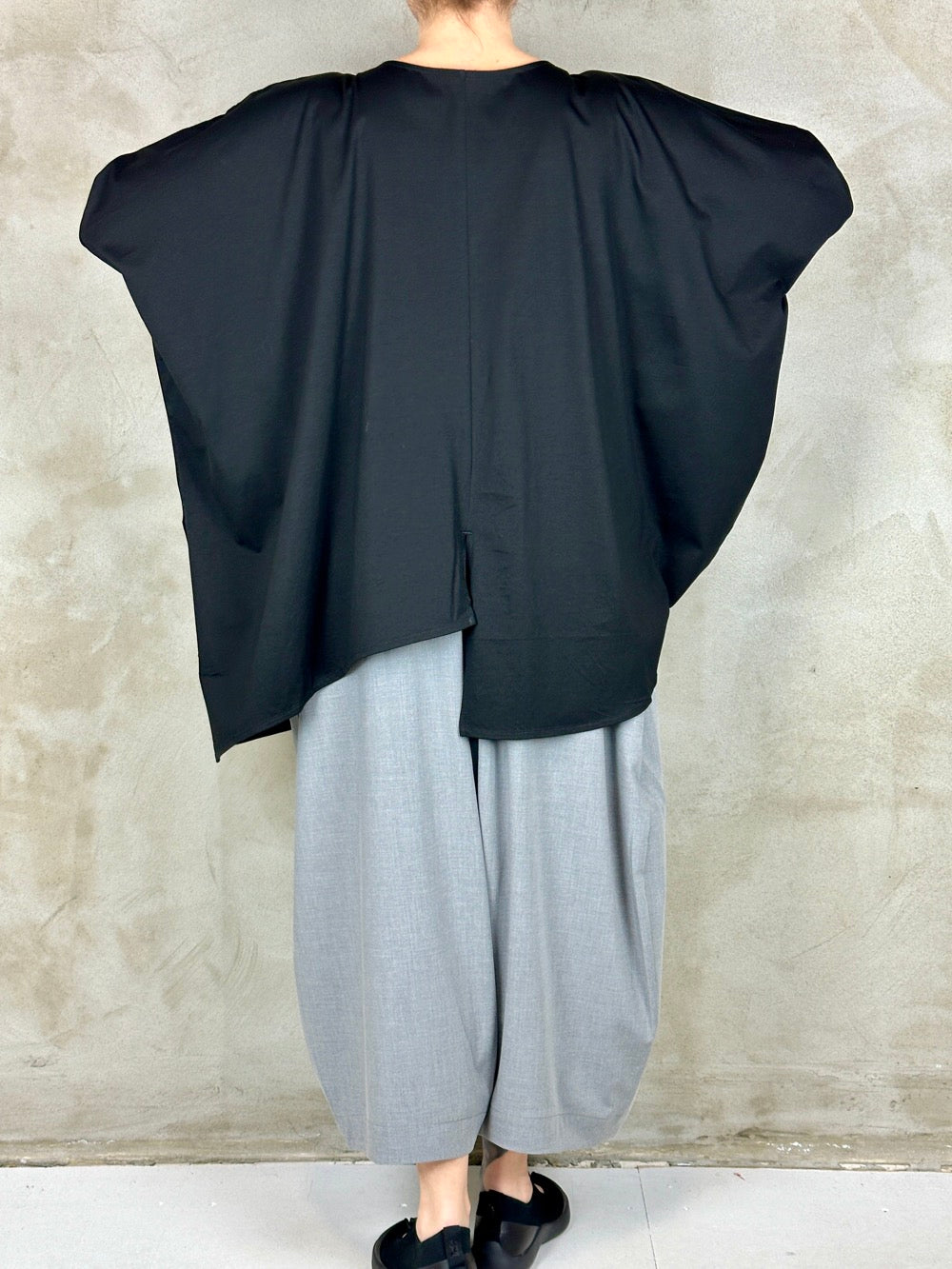 Moyuru 1000 Pullover Black