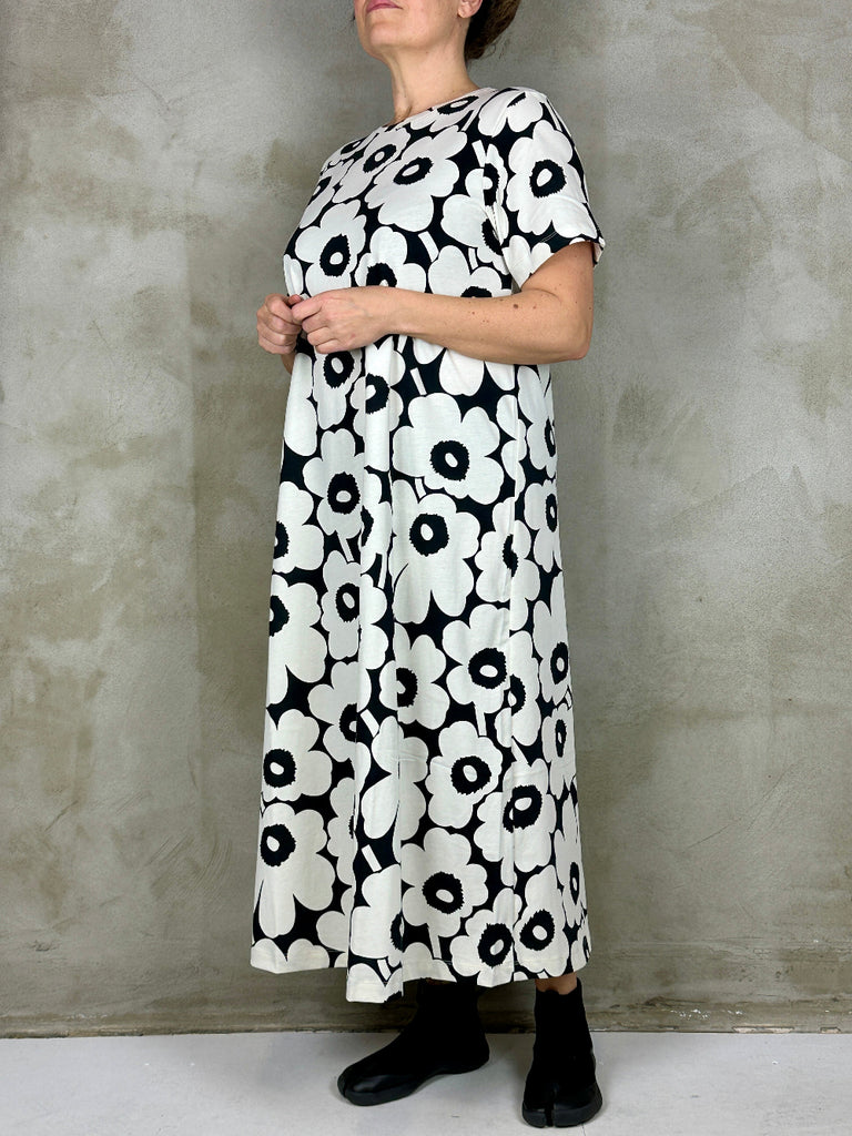 Marimekko Pisteinen Unikko Dress