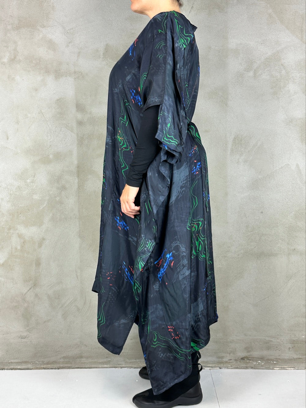 Henrik Vibskov Uncut Kaftan Dark Fireworks