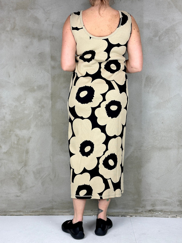 Marimekko Simpukka Unikko Dress Beige/Black