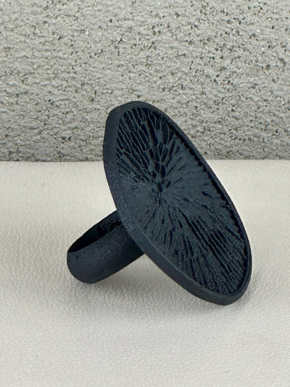 Bijouets Materia Hor Ring Black