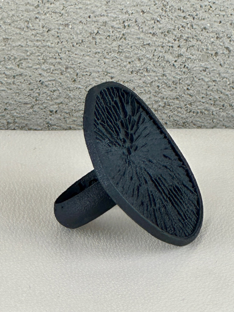 Bijouets Materia Hor Ring Black