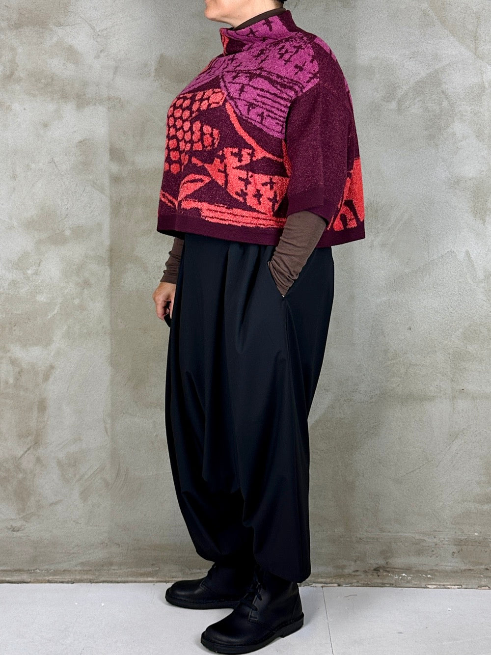 Moyuru 3318 Knit Burgundy/Orange