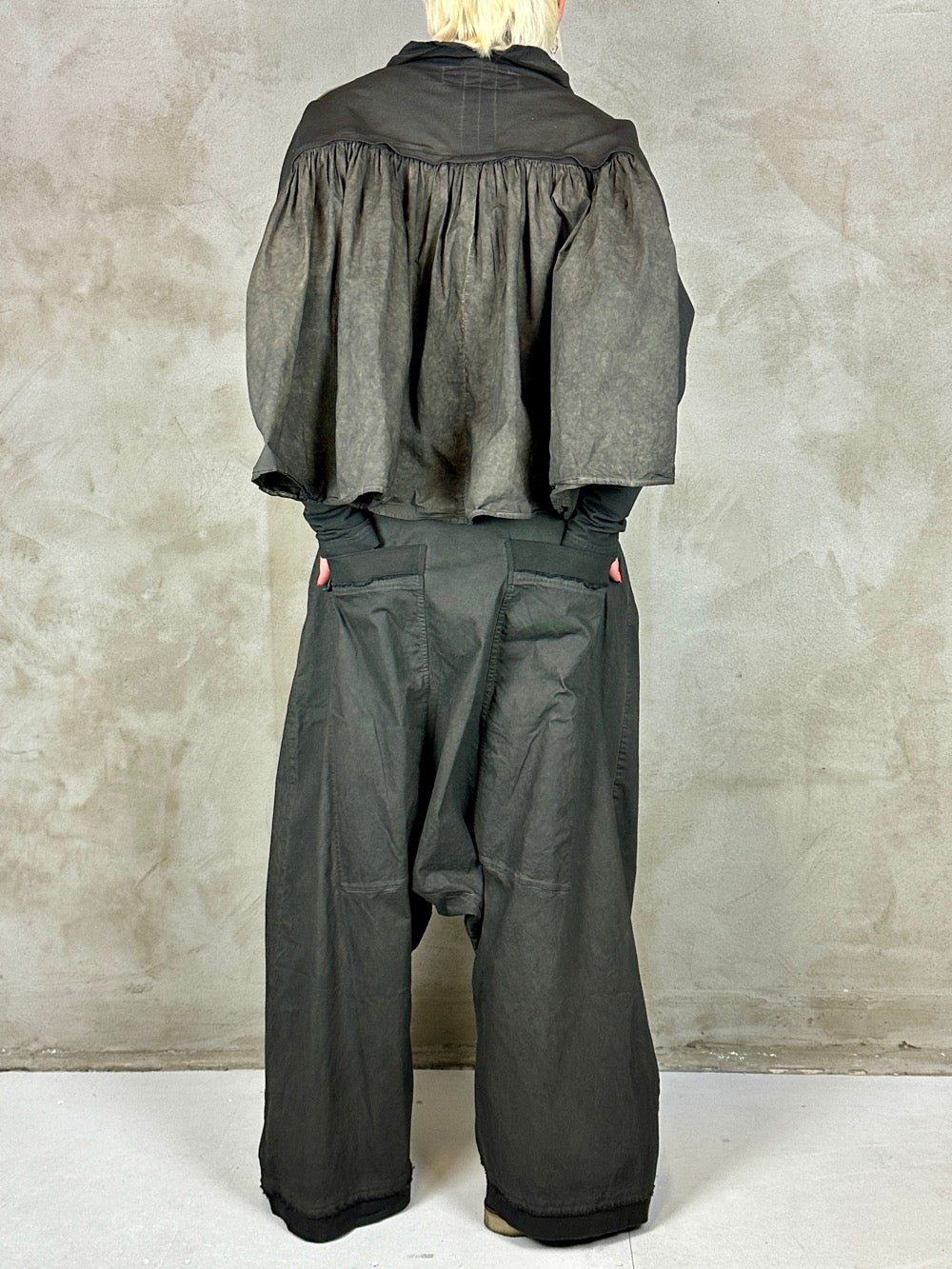 Rundholz DIP 2600106 Trousers Black Cloud