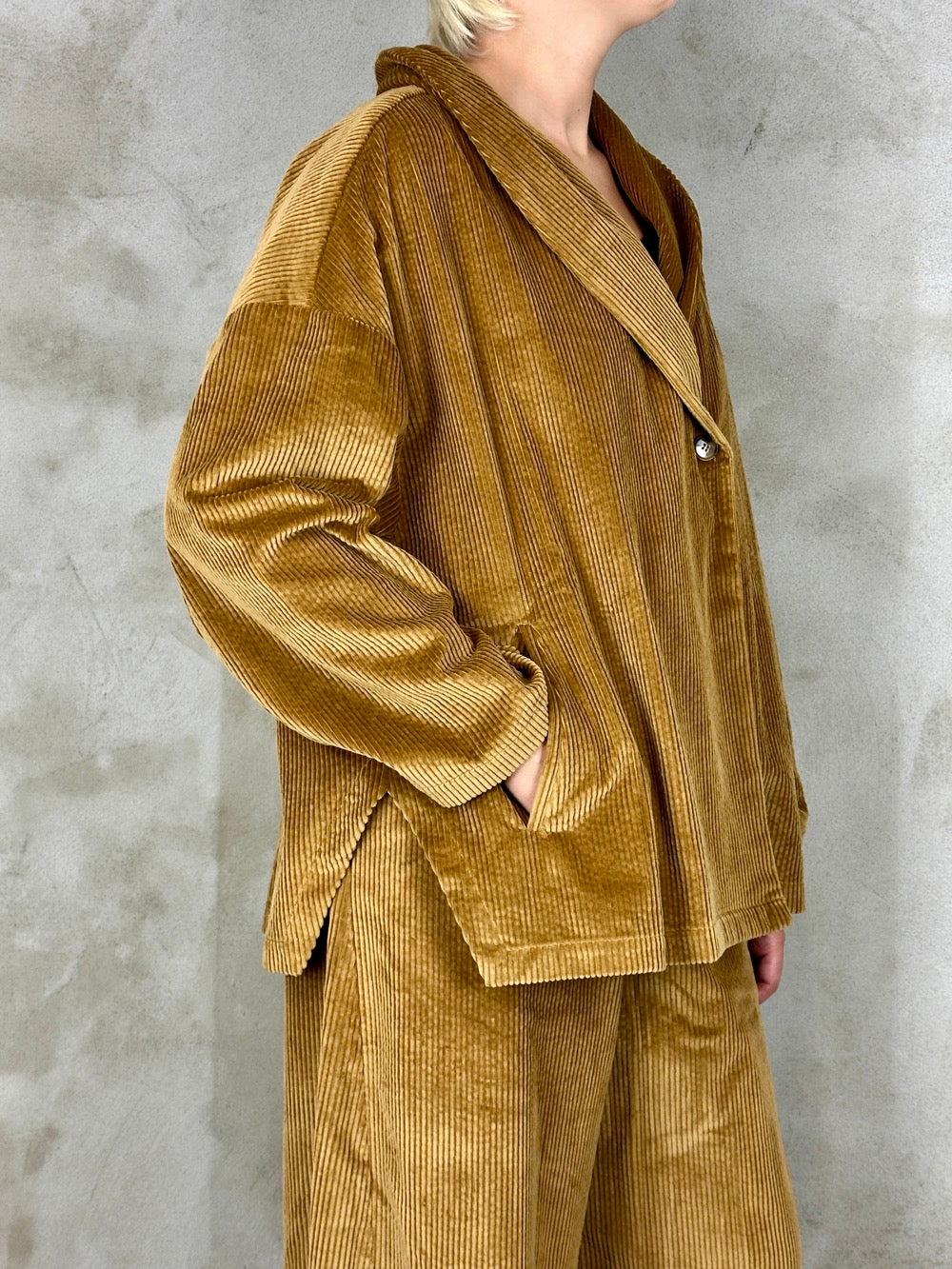 Black Aarhus Firmin Velvet Blazer Amber