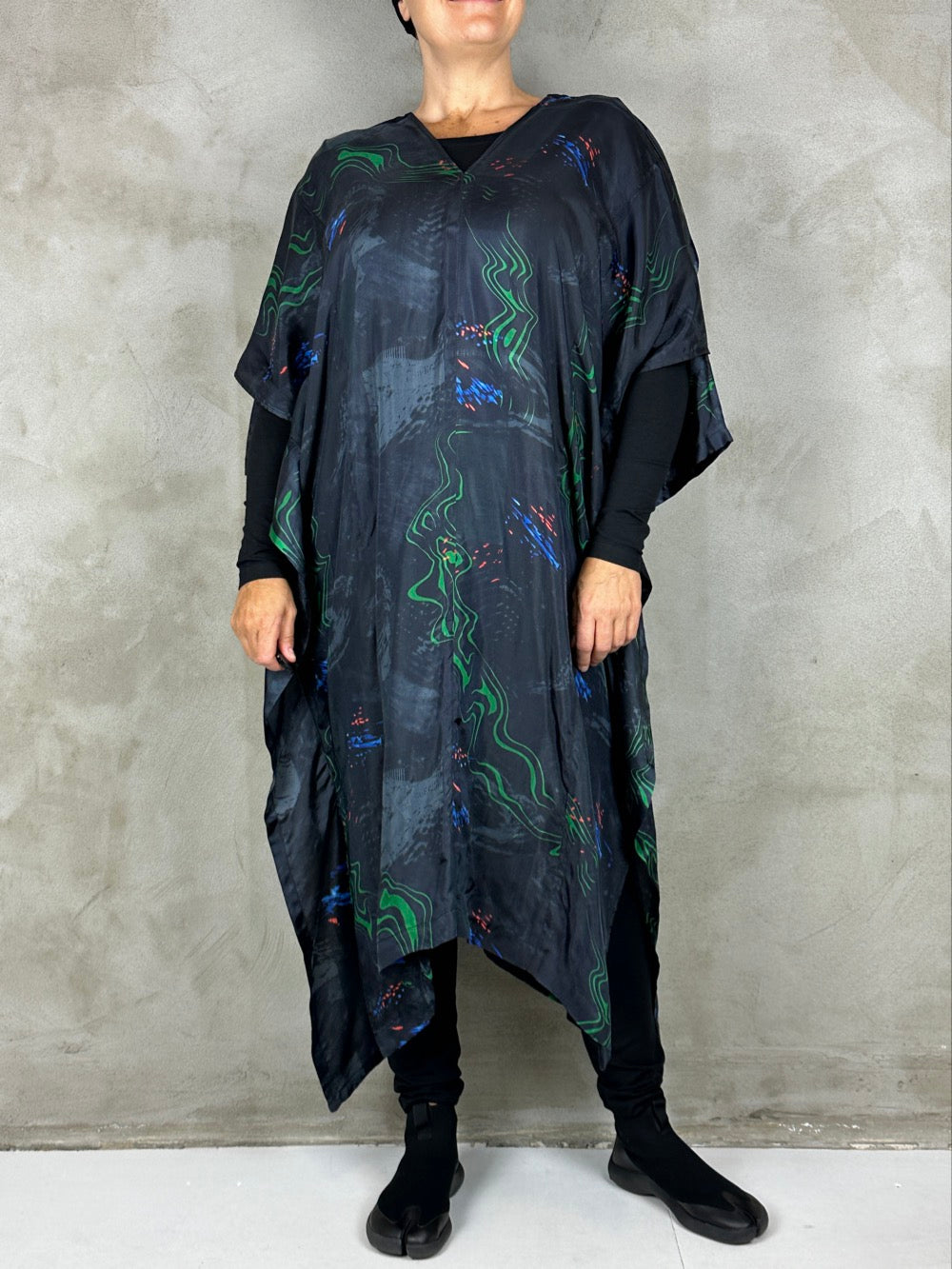 Henrik Vibskov Uncut Kaftan Dark Fireworks