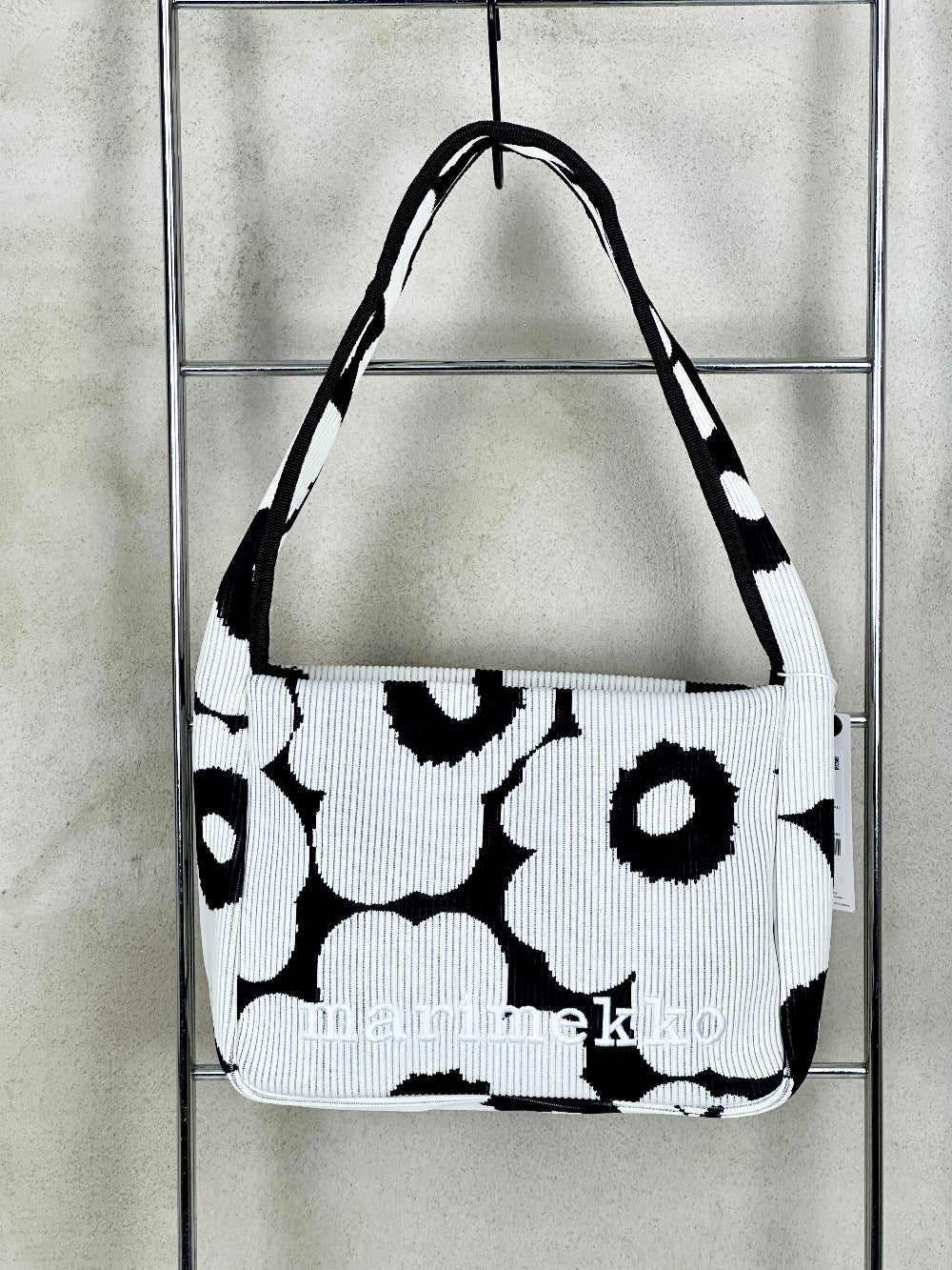 国内買付【marimekko】Knitted Shoulderbag Unikko Knitted Shoulderbag Unikko Shoulder bag | Marimekko