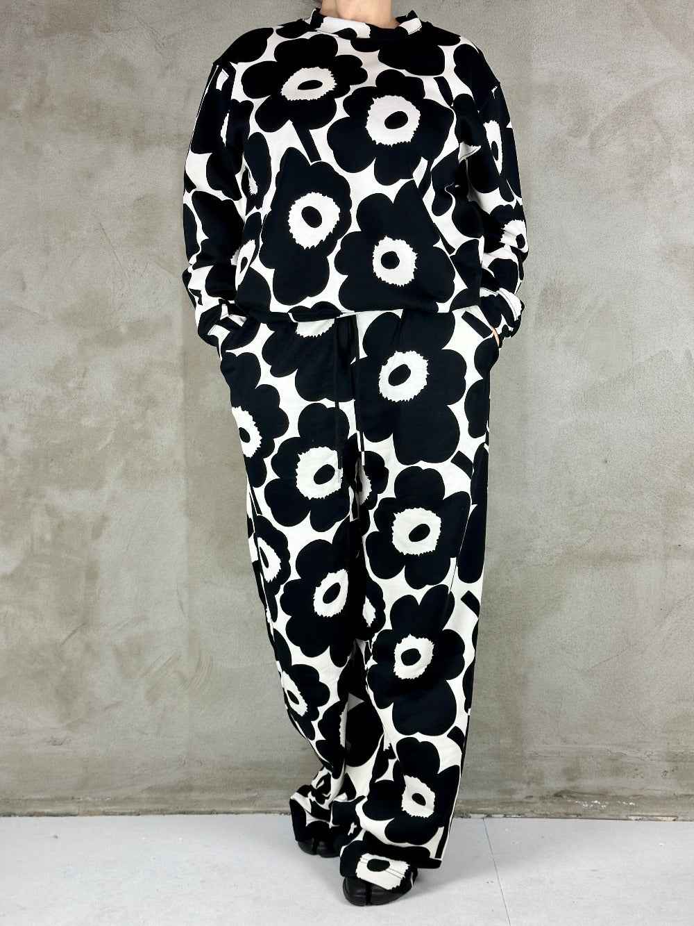 Marimekko KIOSKI Leiot Pieni Unikko Sweatshirt