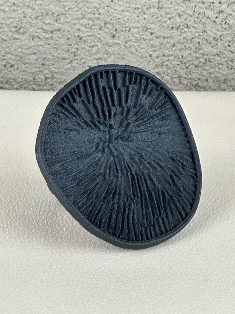 Bijouets Materia Hor Ring Black