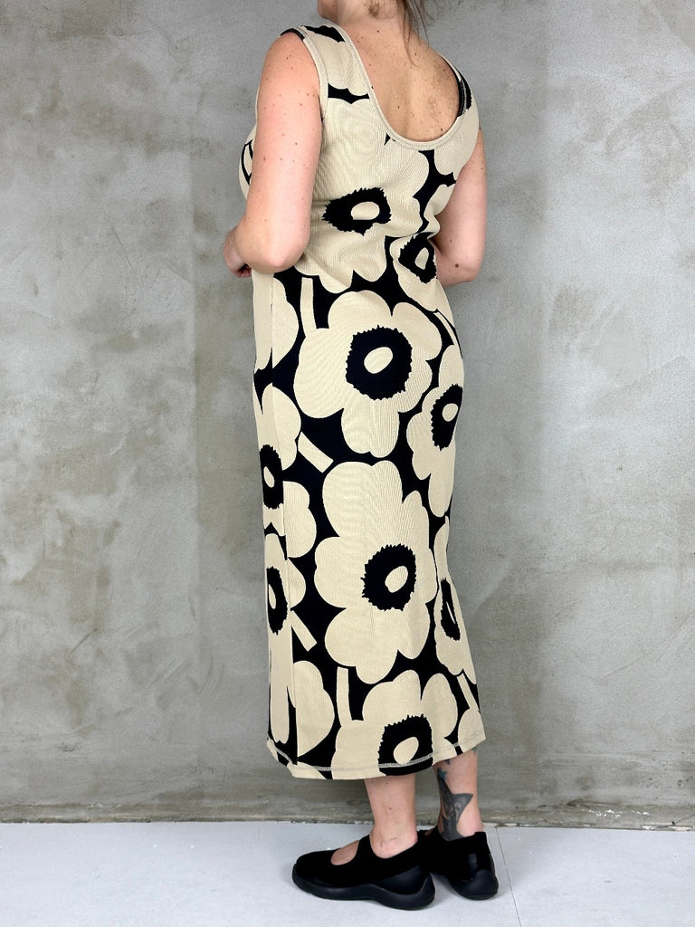 Marimekko Simpukka Unikko Dress Beige/Black