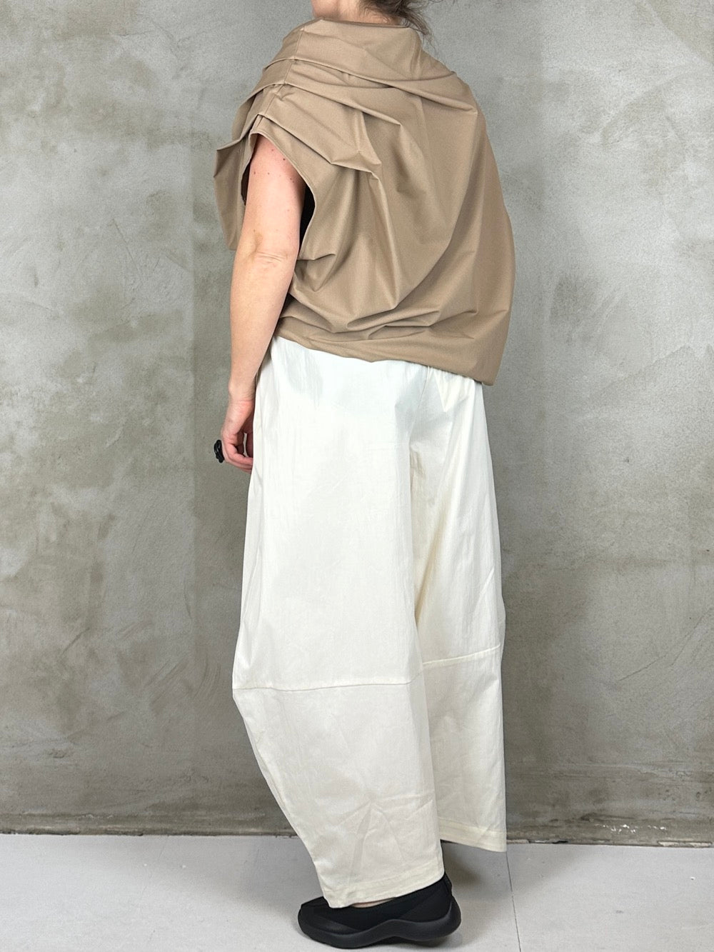 Studio Project Pleat Top Camel