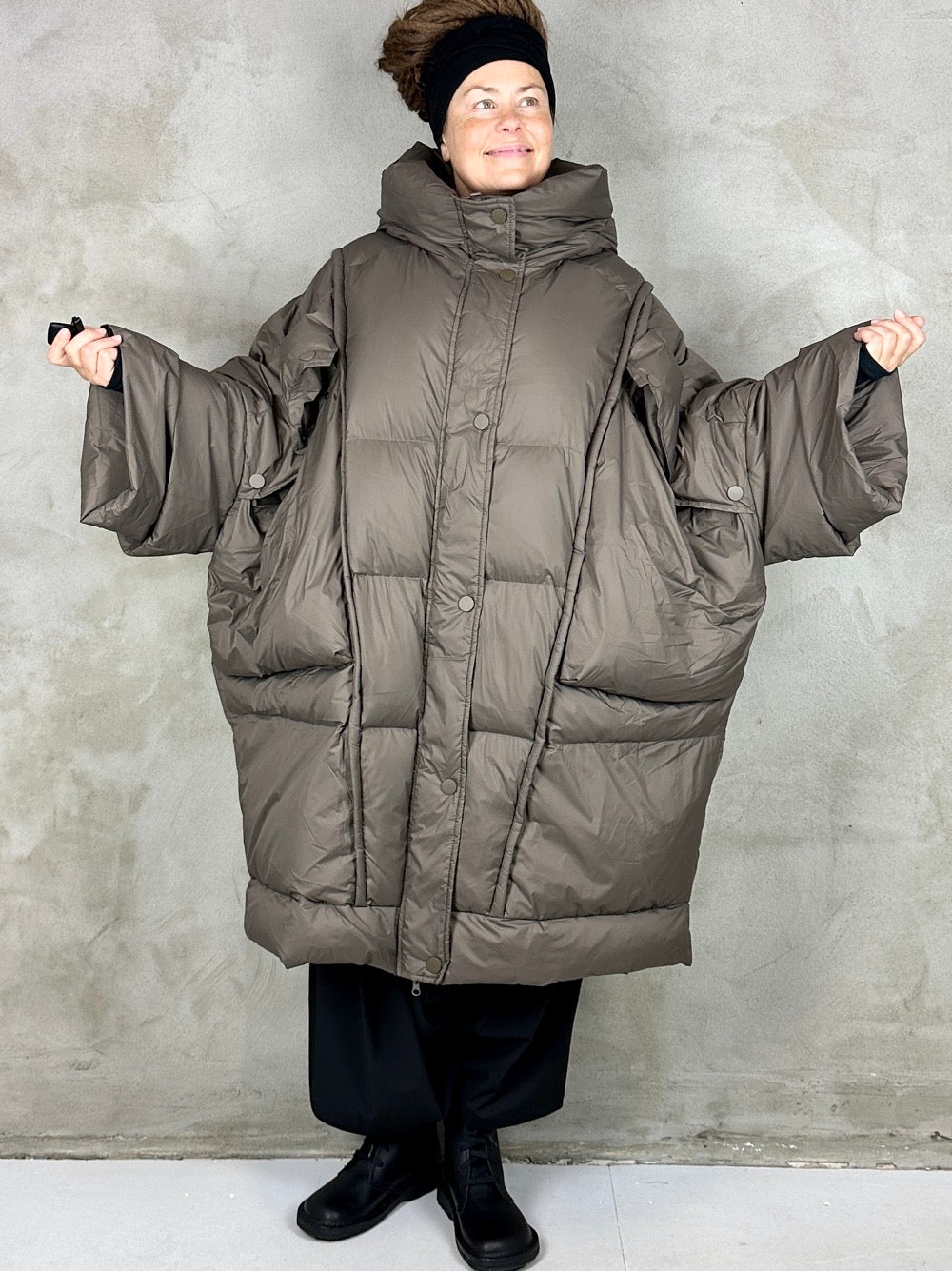 Studio Projects Kumo Coat Brown