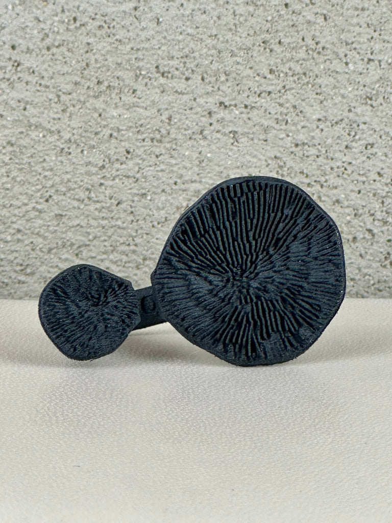 Bijouets Mursi Ring Black