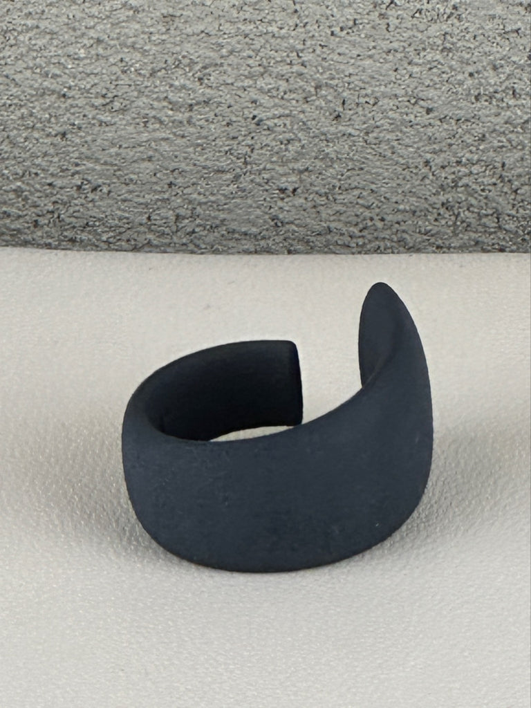 Bijouets Hoseki Ring Black