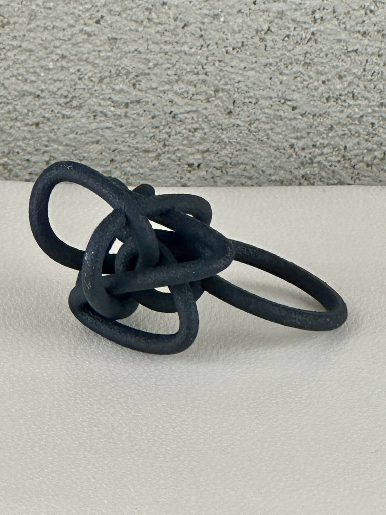 Bijouets Scara Ring Black