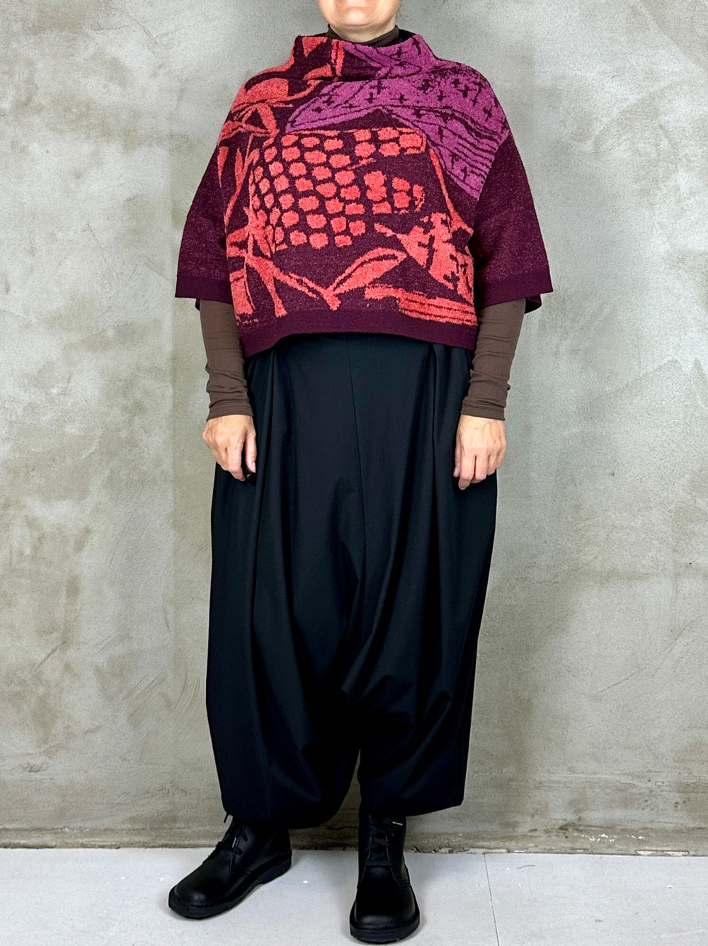 Moyuru 3318 Knit Burgundy/Orange