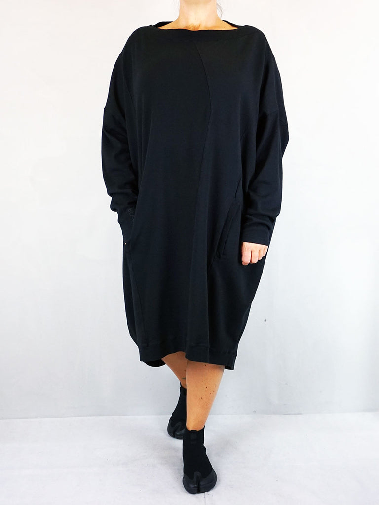 Black By K&M Tunic Dazzled By Her Beauty Black
