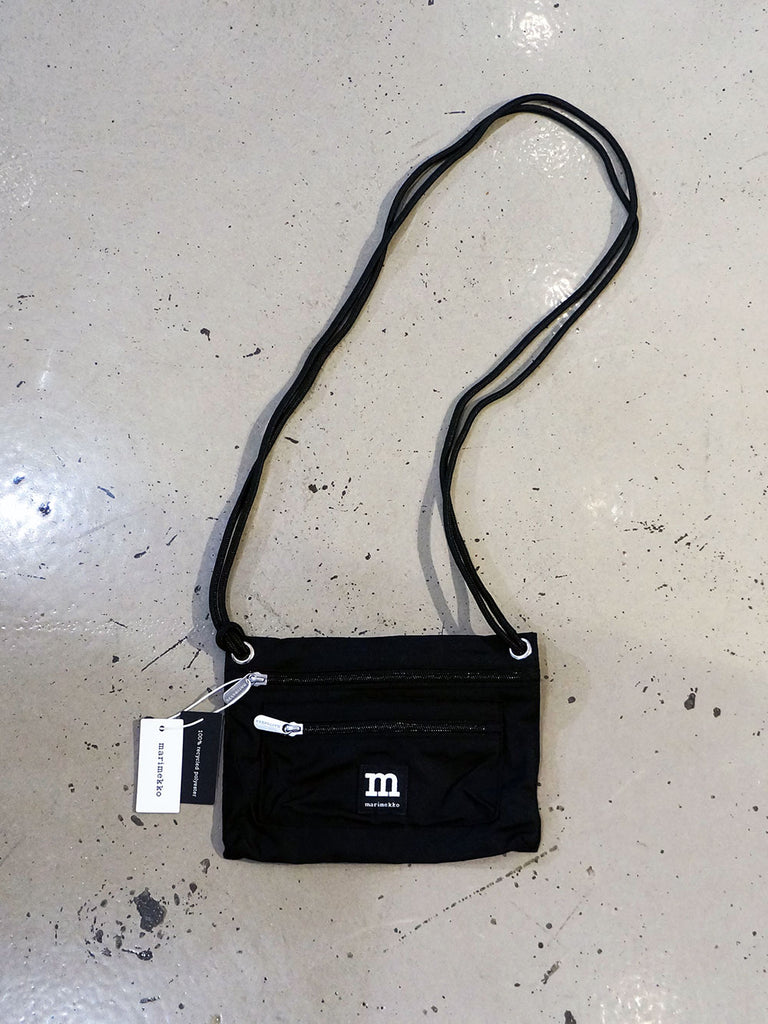 Marimekko Smart Travelbag Black