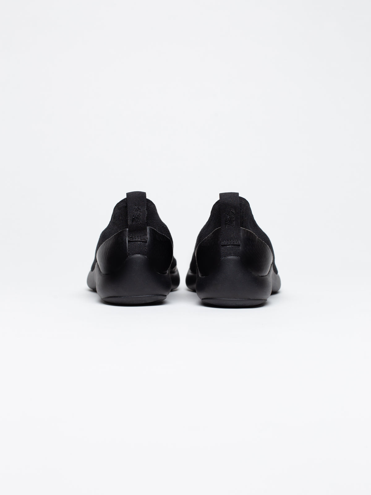 Tabi Sandal Black - Studio Grundahl